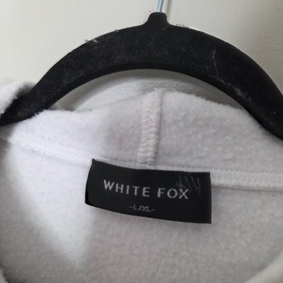WHITE FOX Comfort Club Hoodie Sweatshirt - Picture 3 of 5